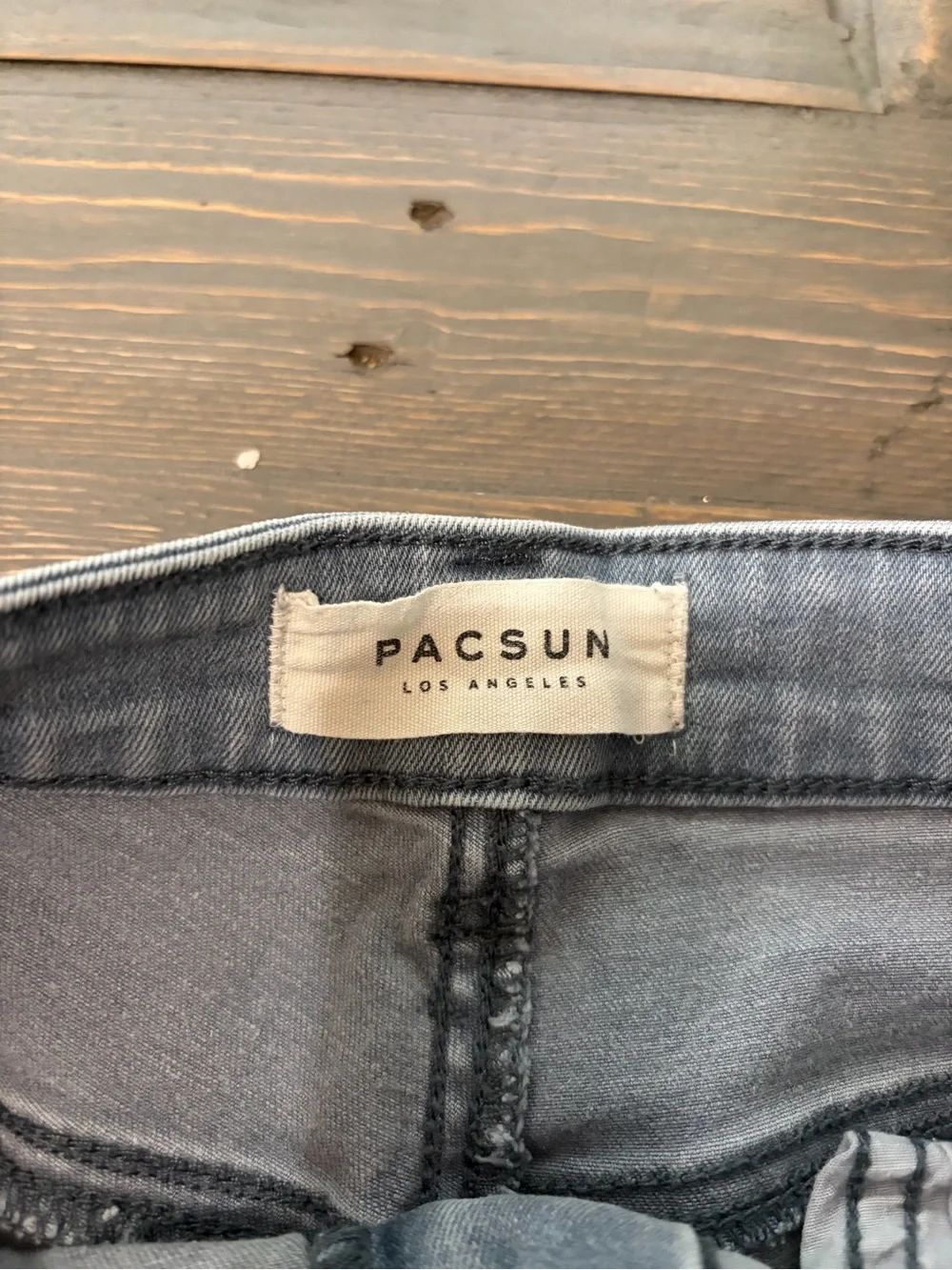 PacSun Bullhead Women’s Distressed Denim Shorts Size 26 Light Wash Cuffed